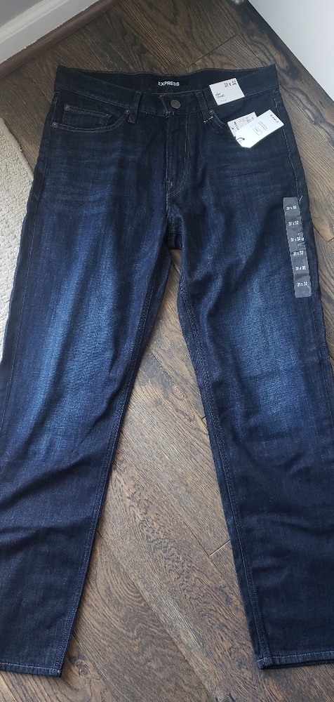 Express 31x32 loose straight stretch jeans - nwt